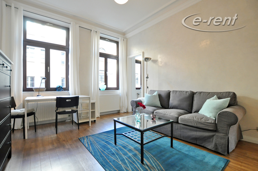 furnished apartment in first-class city location of Cologne-Altstadt-Nord