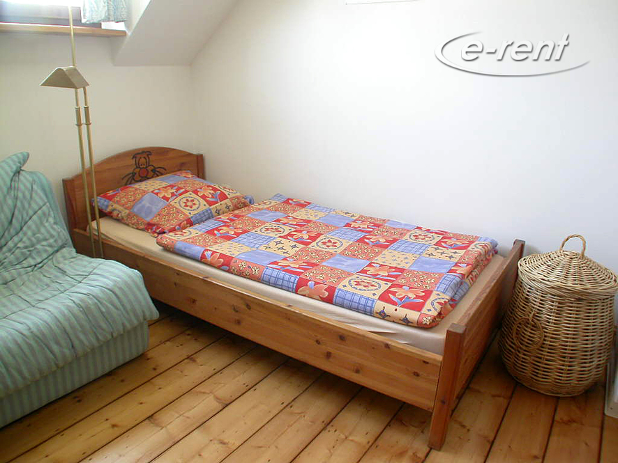 Functionally furnished room in Cologne-Ehrenfeld