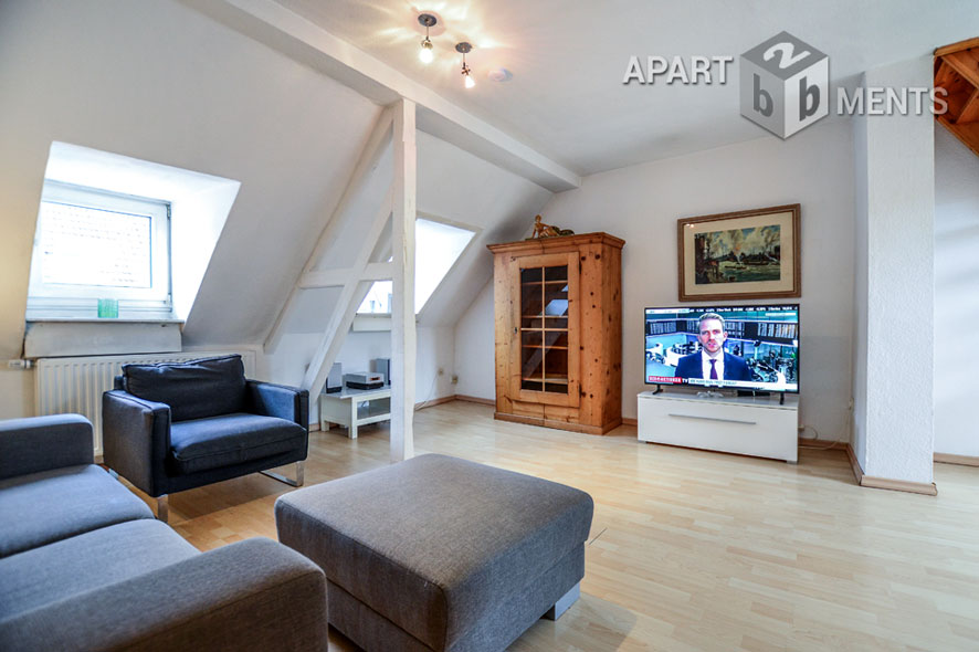 Modern möblierte und zentral gelegene Maisonettewohnung in Köln-Neustadt-Süd