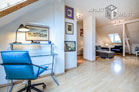 Modern möblierte und zentral gelegene Maisonettewohnung in Köln-Neustadt-Süd