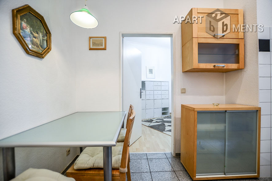 Geschmackvoll möblierte Wohnung in Köln-Neustadt-Süd