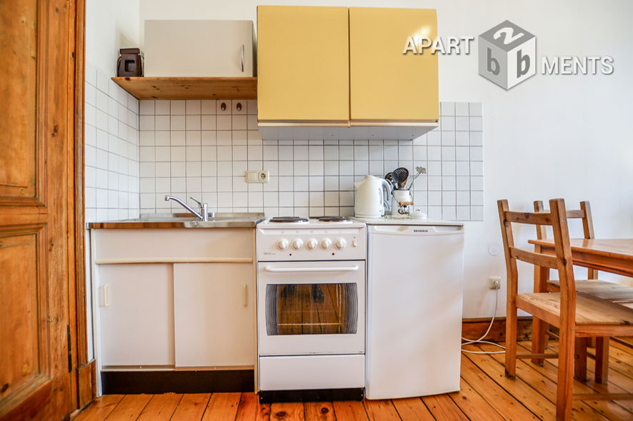 Möbliertes funktionelles Zimmer in Köln-Ehrenfeld
