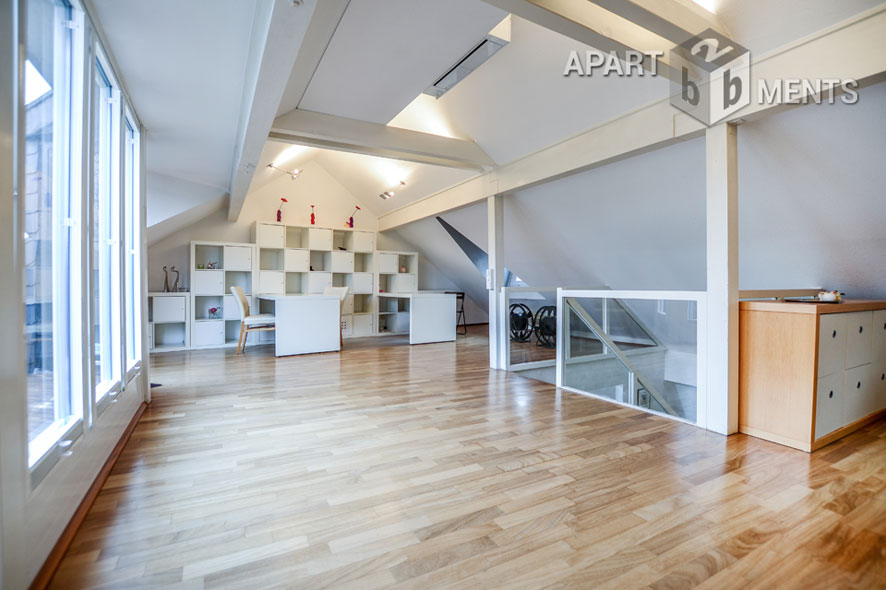 Moderne 4-Zimmer-Maisonette mit guter Ausstattung zentral in Rodenkirchen