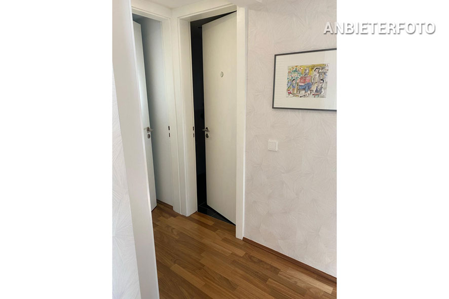 Modern 4 rooms maisonette apartment with a good equipment in the center of Rodenkirchen