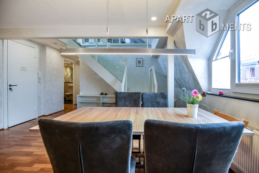 Moderne 4-Zimmer-Maisonette mit guter Ausstattung zentral in Rodenkirchen