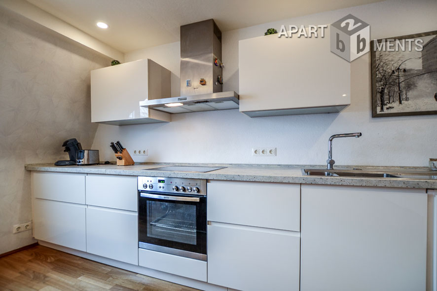 Moderne 4-Zimmer-Maisonette mit guter Ausstattung zentral in Rodenkirchen