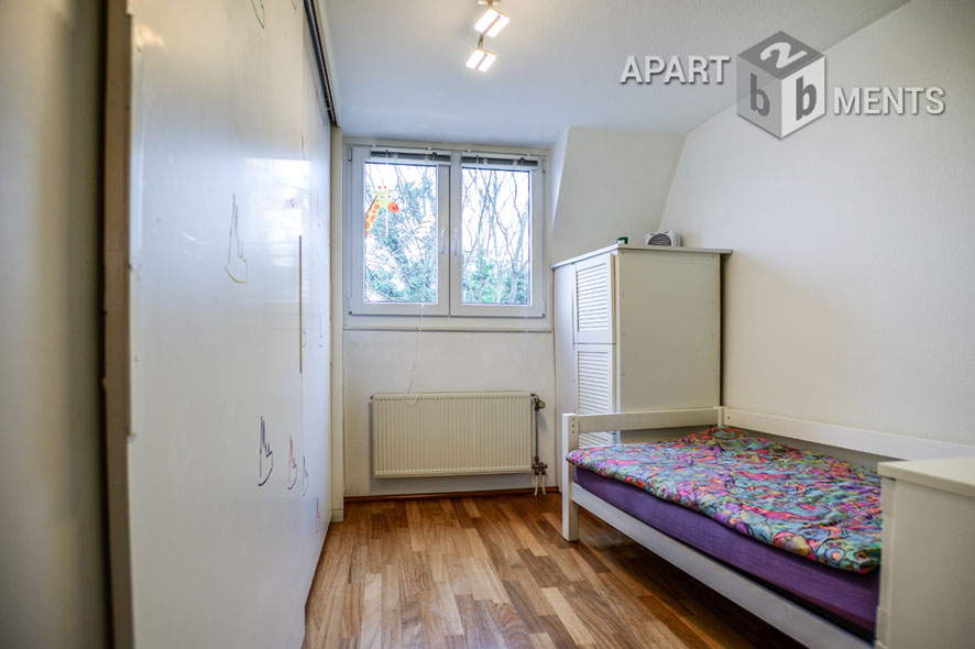 Moderne 4-Zimmer-Maisonette mit guter Ausstattung zentral in Rodenkirchen