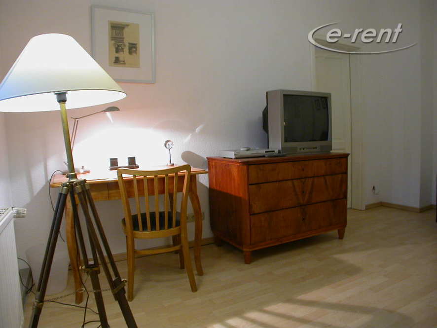 Modern möblierte und helle Wohnung in Köln-Neuehrenfeld