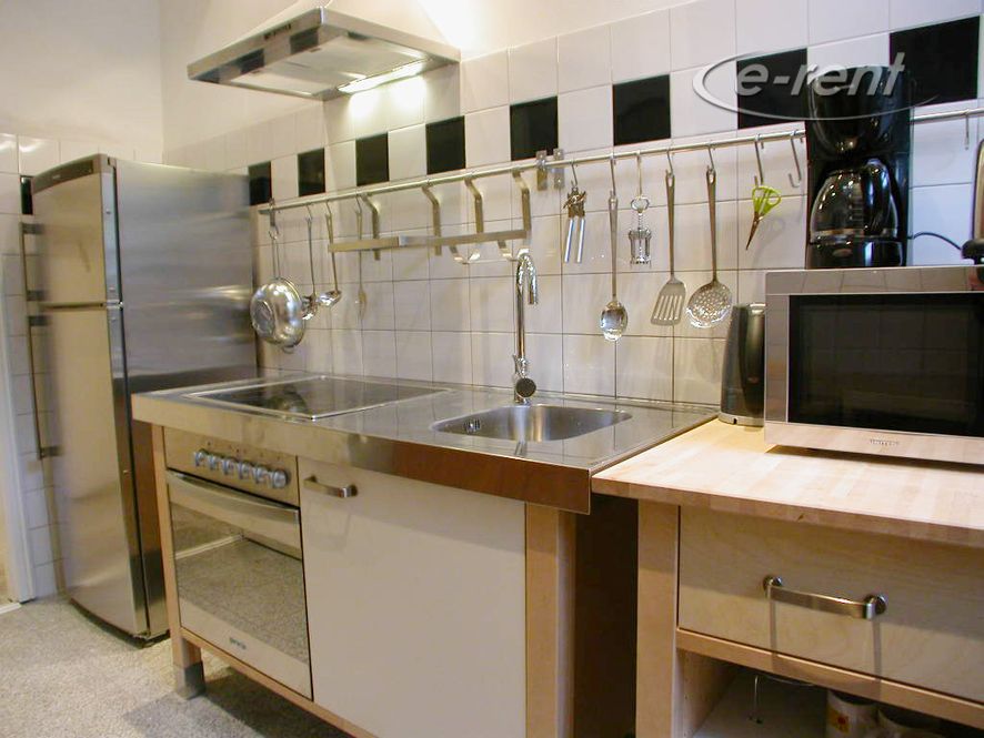 Modern möblierte und helle Wohnung in Köln-Neuehrenfeld