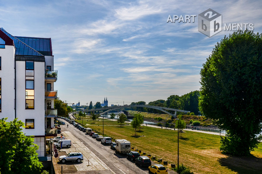 Möblierte 4-Zimmer-Wohnung in Köln-Mülheim mit Panoramablick auf den Rhein