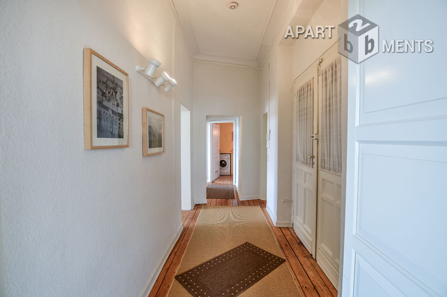 Möblierte 4-Zimmer-Wohnung in Köln-Mülheim mit Panoramablick auf den Rhein