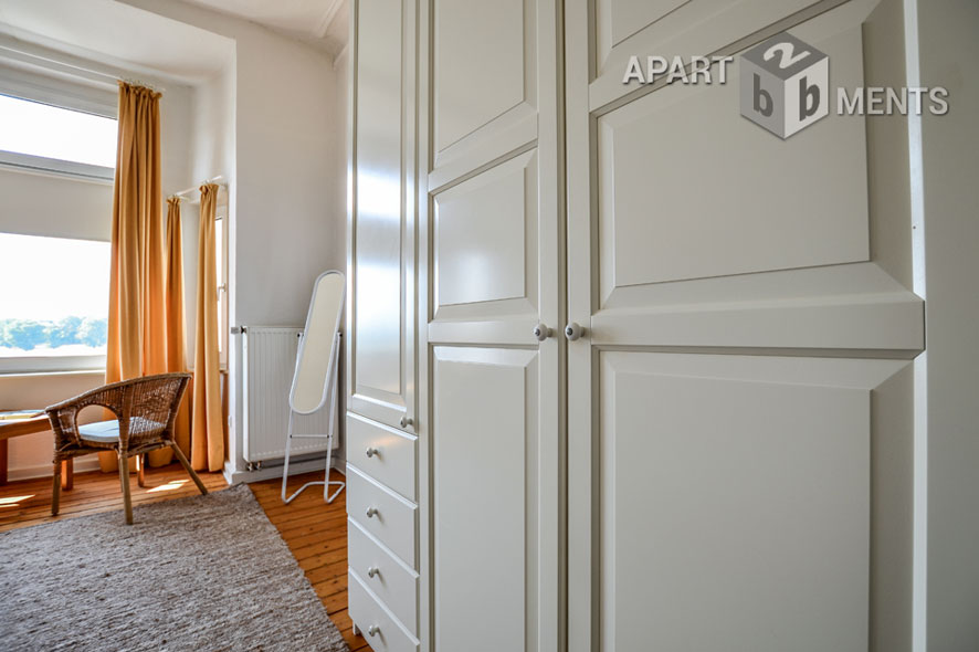 Möblierte 4-Zimmer-Wohnung in Köln-Mülheim mit Panoramablick auf den Rhein