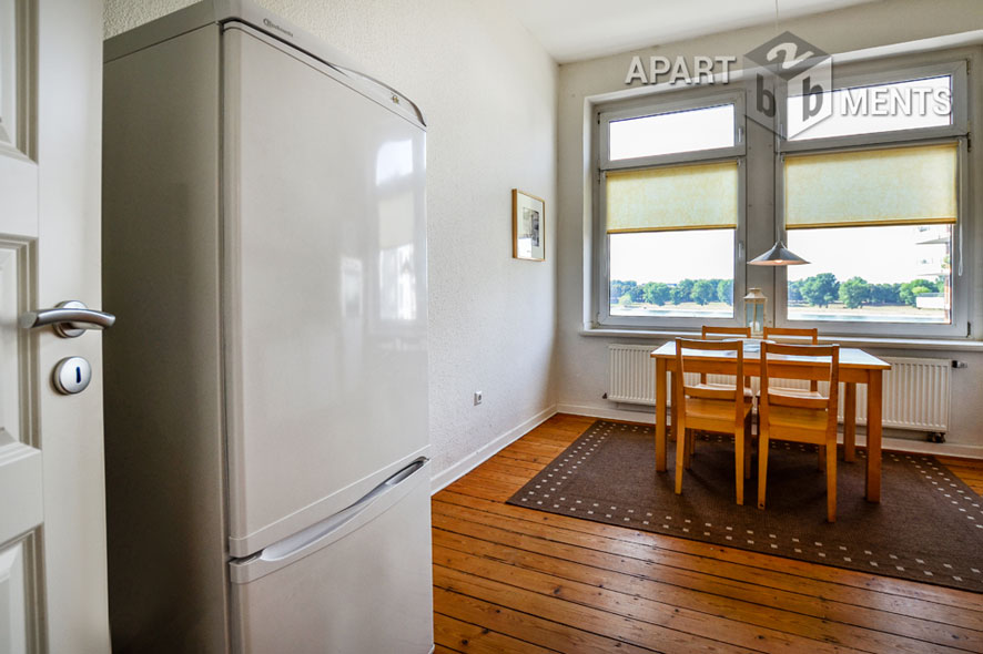 Möblierte 4-Zimmer-Wohnung in Köln-Mülheim mit Panoramablick auf den Rhein