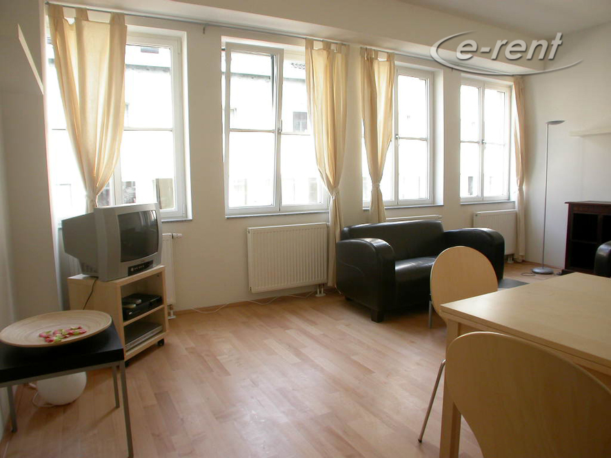 Modern möbliertes und zentral gelegenes Apartment in Köln-Altstadt-Süd