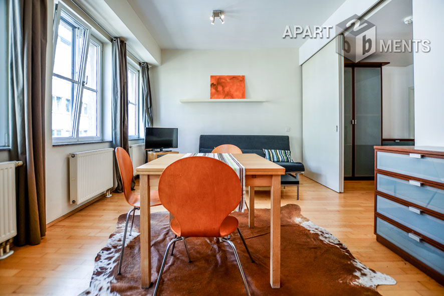 Modern möbliertes und zentral gelegenes Apartment in Köln-Altstadt-Süd