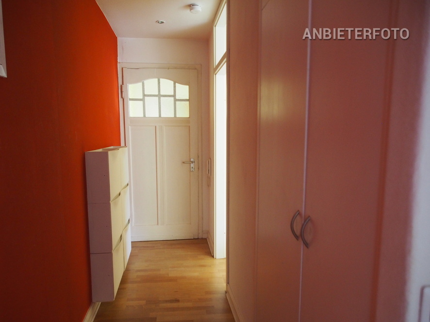 Furnished attic apartment with slant in Cologne-Altstadt-Süd