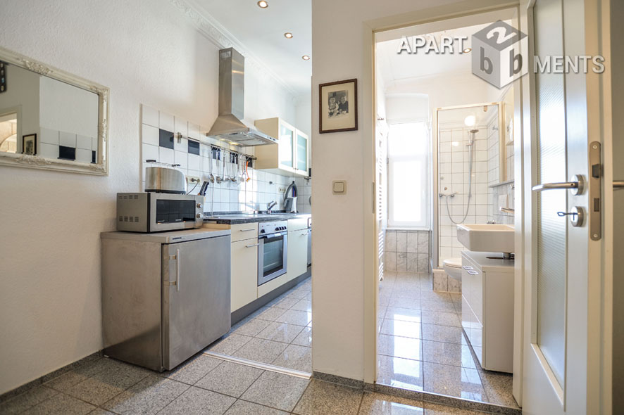 Modernly furnished and centrally located apartment in Cologne-Altstadt-Nord