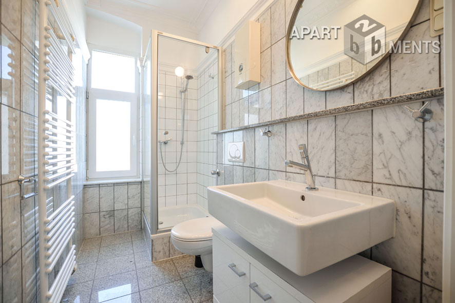Modernly furnished and centrally located apartment in Cologne-Altstadt-Nord