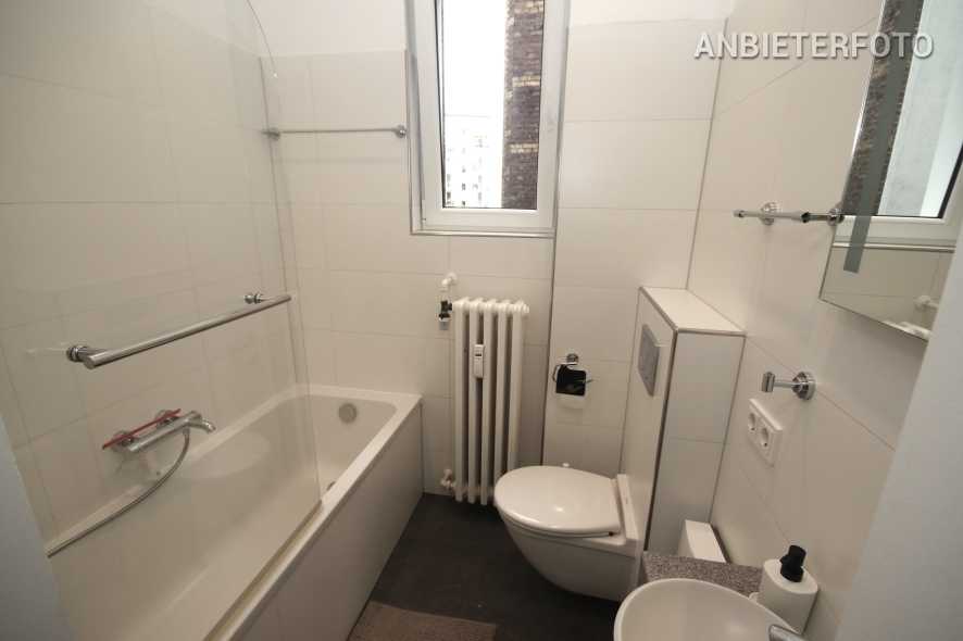 Modern möblierte und rheinnahe Wohnung in Köln-Altstadt-Nord