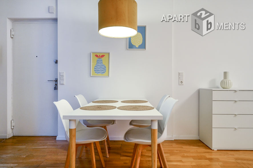 Modern möblierte und rheinnahe Wohnung in Köln-Altstadt-Nord