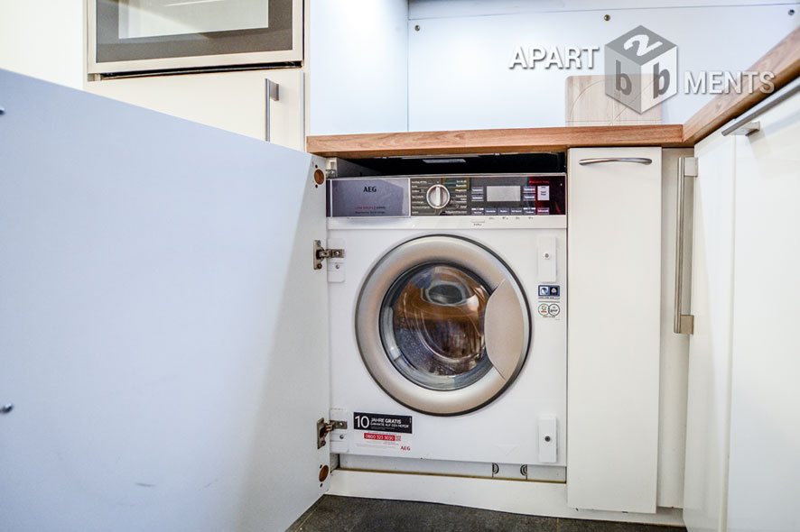 Modern möblierte und rheinnahe Wohnung in Köln-Altstadt-Nord