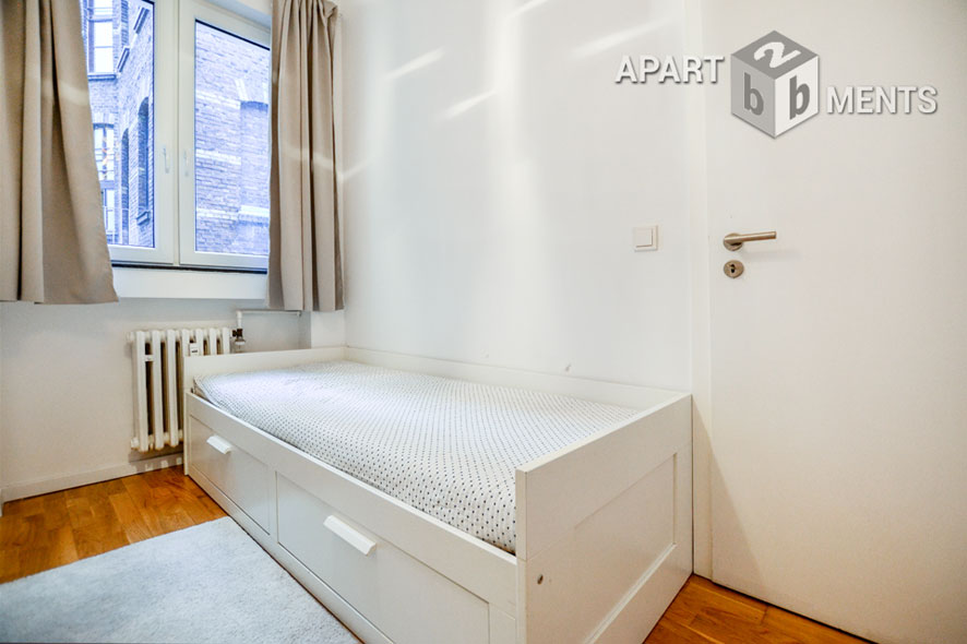 Modern möblierte und rheinnahe Wohnung in Köln-Altstadt-Nord