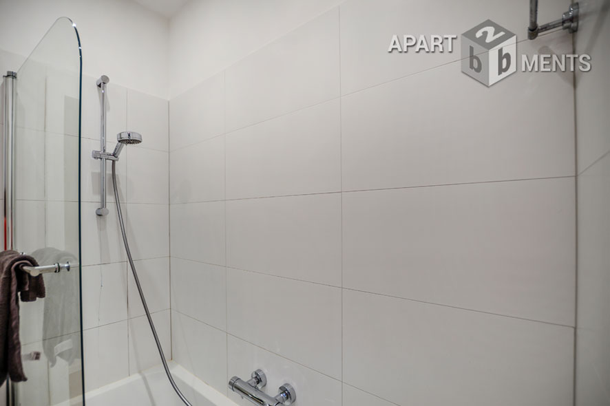 Modern möblierte und rheinnahe Wohnung in Köln-Altstadt-Nord