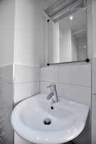 Modern möbliertes und helles Apartment mit Balkon in Köln-Neustadt-Nord