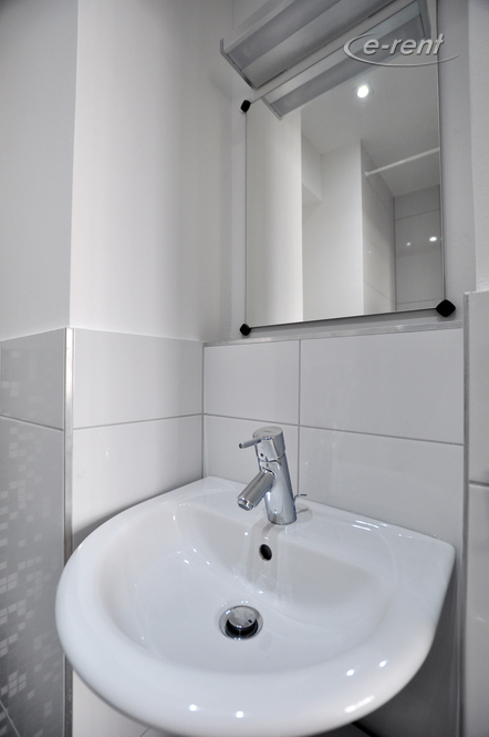 Modern möbliertes und helles Apartment mit Balkon in Köln-Neustadt-Nord