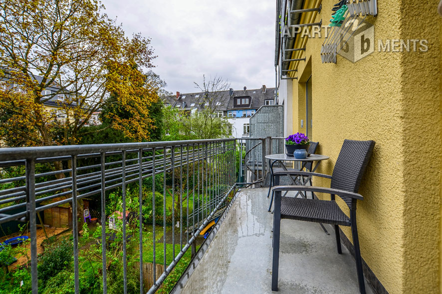 Modern möblierte Wohnung mit Südbalkon in Köln-Sülz