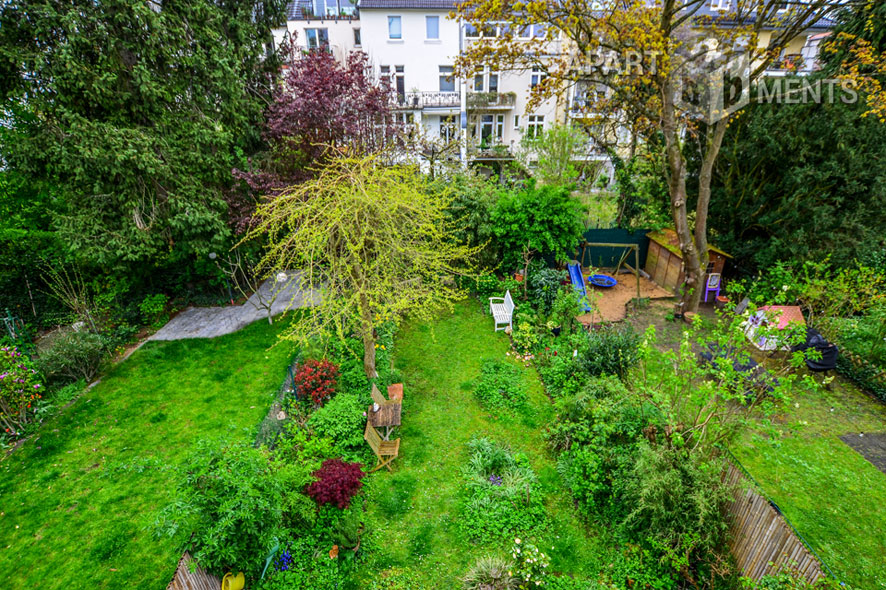 Modern möblierte Wohnung mit Südbalkon in Köln-Sülz