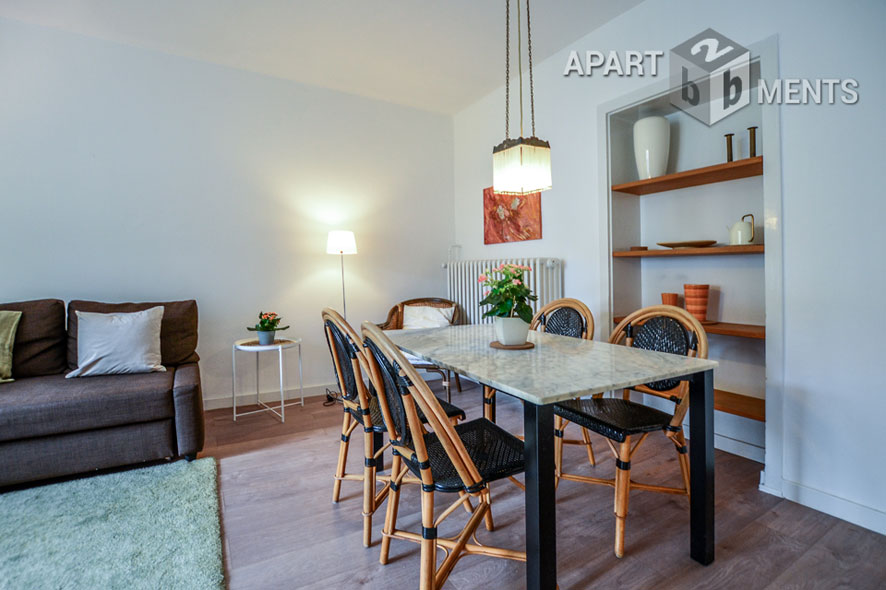 Modern möblierte Wohnung mit Südbalkon in Köln-Sülz