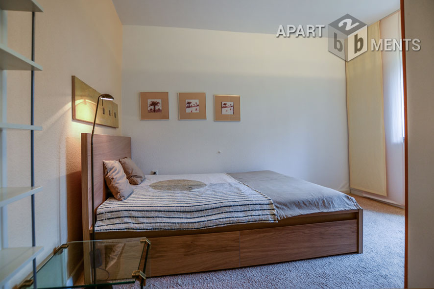 Modern möblierte Wohnung mit Südbalkon in Köln-Sülz