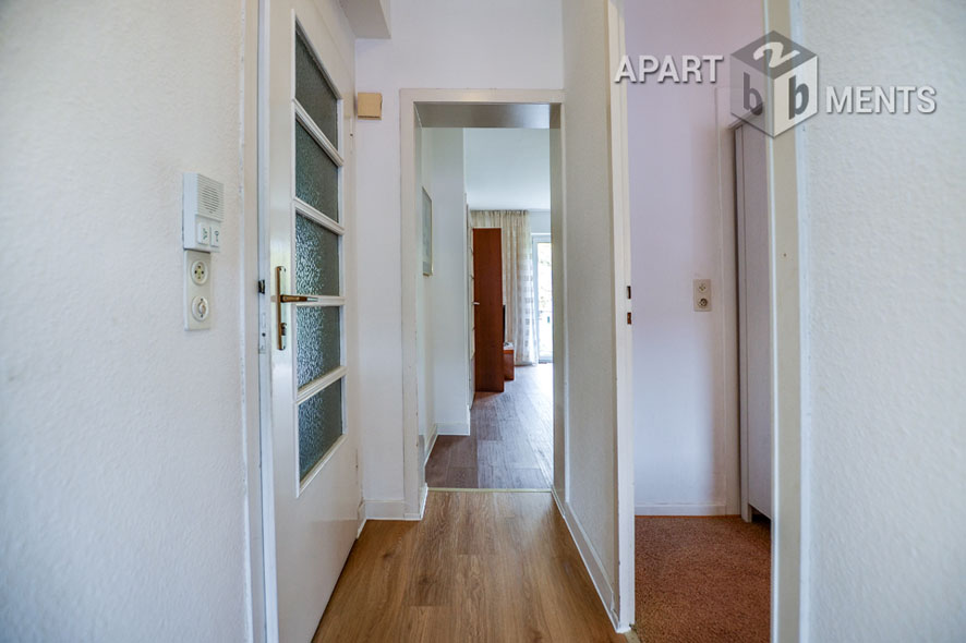 Modern möblierte Wohnung mit Südbalkon in Köln-Sülz