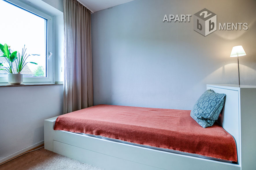 Modern möblierte Wohnung mit Südbalkon in Köln-Sülz