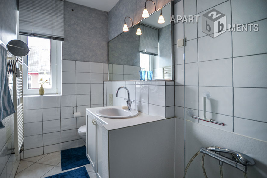 Modern möblierte Wohnung mit Südbalkon in Köln-Sülz