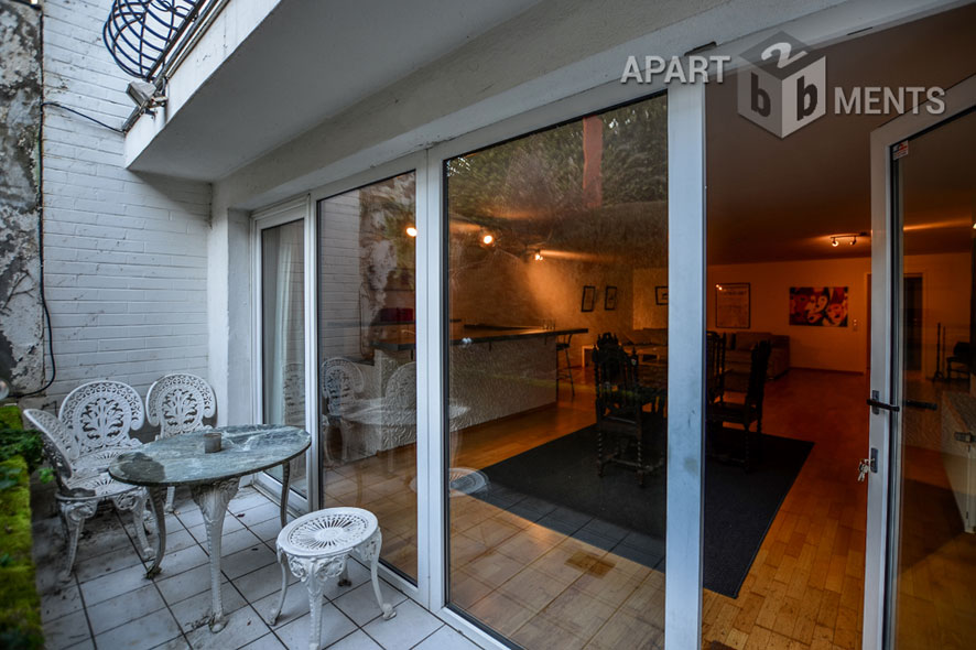 Modern möblierte und ruhige Wohnung mit kleiner Terrasse in Köln-Hahnwald