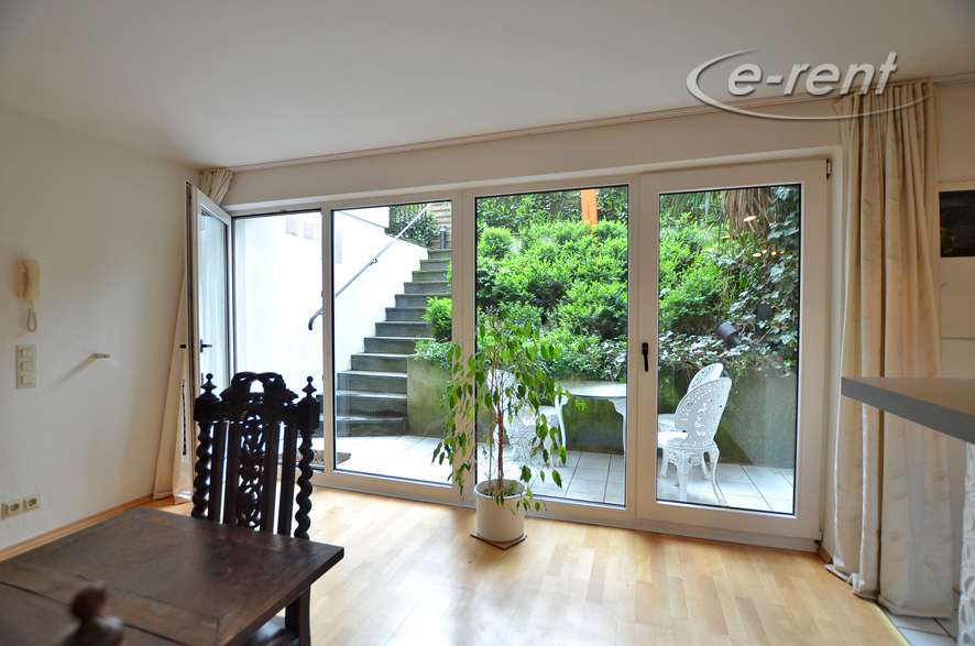 Modern möblierte und ruhige Wohnung mit kleiner Terrasse in Köln-Hahnwald