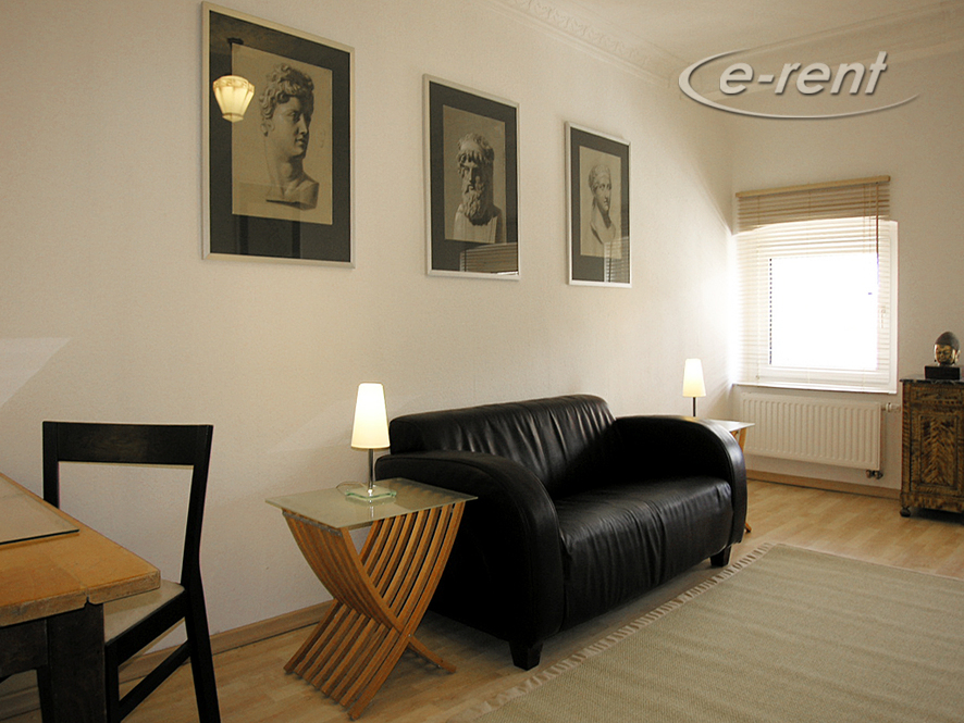 Modernly furnished and centrally located apartment in Cologne-Altstadt-Nord