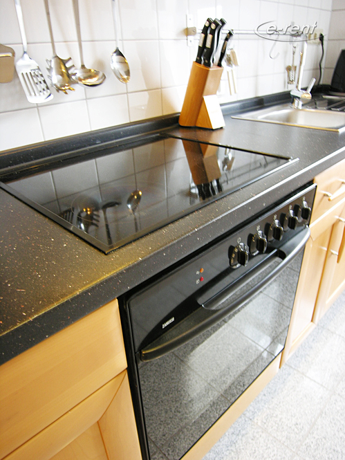 Modernly furnished and centrally located apartment in Cologne-Altstadt-Nord