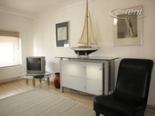 Modernly furnished and centrally located apartment in Cologne-Altstadt-Nord