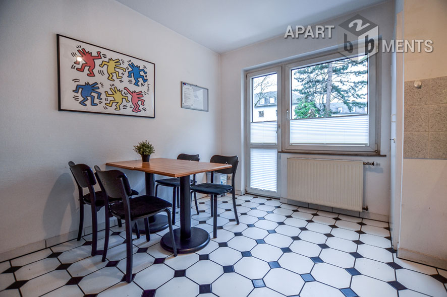 Modernly furnished and quiet apartment in Cologne-Altstadt-Süd
