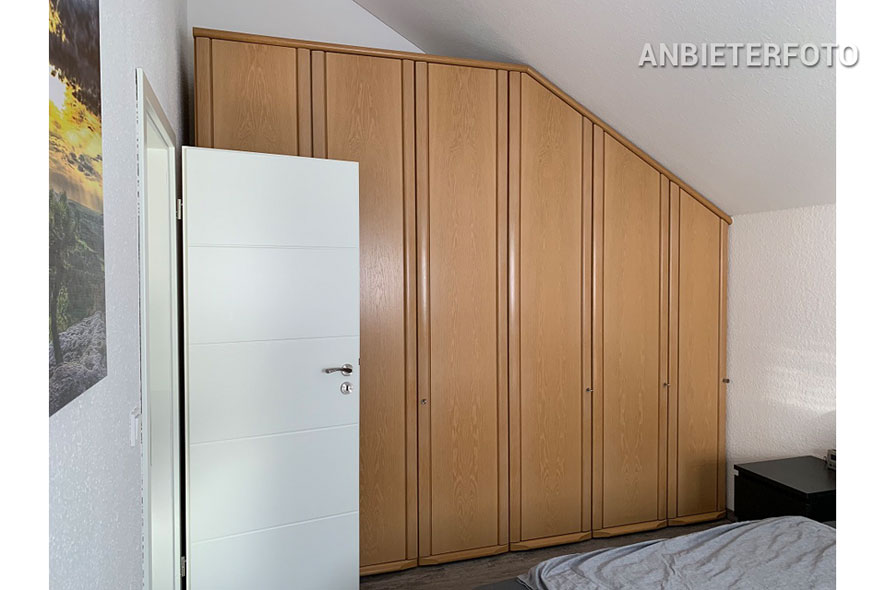 Modern möblierte und ruhig gelegene Wohnung in Monheim-Baumberg