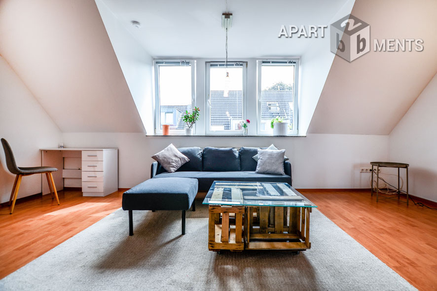 Modernly furnished maisonette apartment with roof terrace in Cologne-Nippes