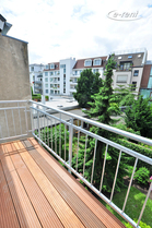 Modernly furnished apartment with balcony in Cologne-Altstadt-Nord