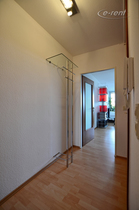 Modernly furnished and bright open-plan apartment with balcony in Cologne-Zollstock
