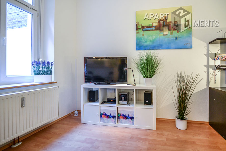 Modern möbliertes Apartment mit Empore in Köln-Neustadt-Nord