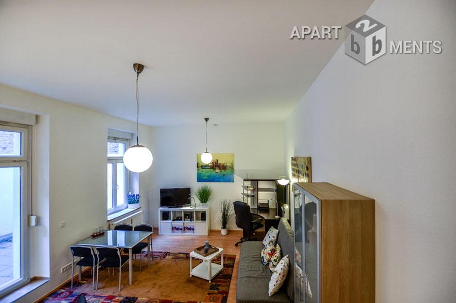 Modern möbliertes Apartment mit Empore in Köln-Neustadt-Nord