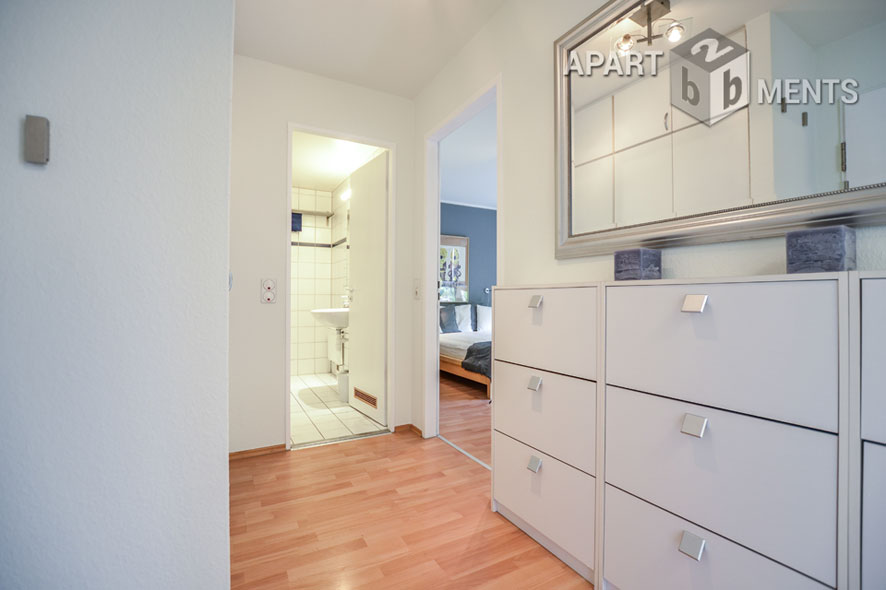 Moderne und sehr gut ausgestattete möblierte Wohnung in Köln-Lindenthal