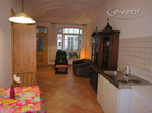 Zeitlos möbliertes Apartement mit begrüntem Innenhof in Köln-Ehrenfeld